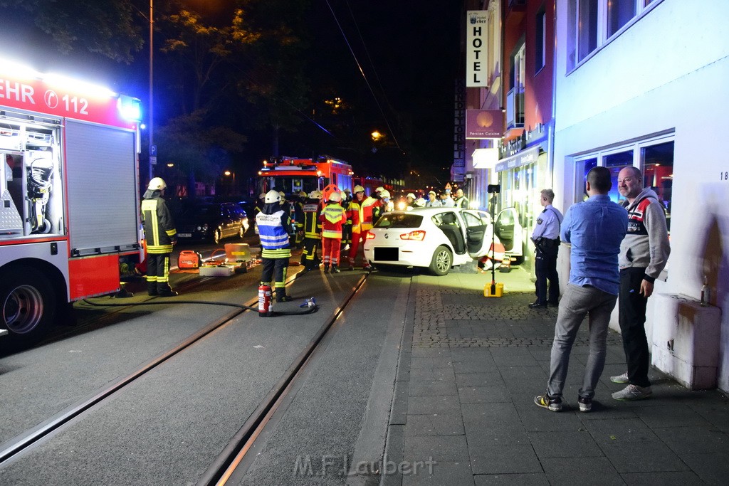 VU Pkw Strab PKlemm Koeln Altstadt Jahnstr P056.JPG - Miklos Laubert